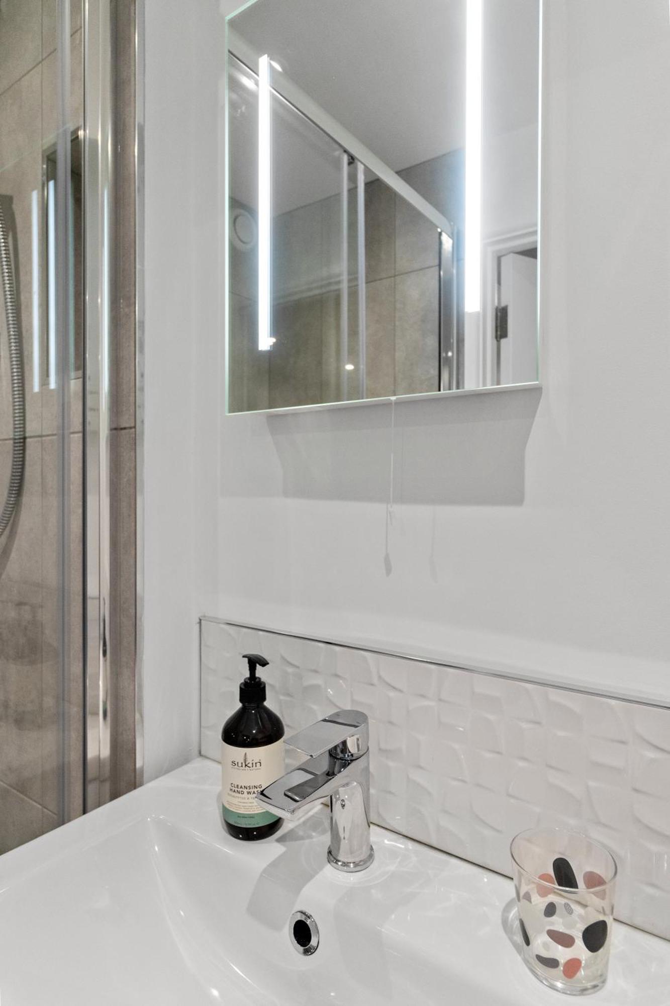 Exeter City Centre Apartments Riley Apartment Esterno foto